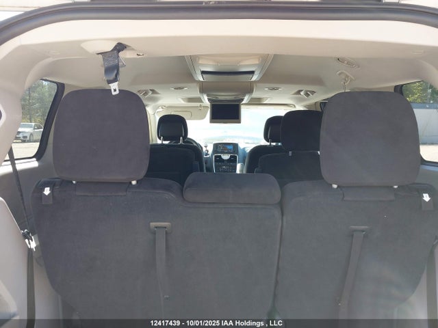 2C4RC1BGXER349632 Chrysler Town and Country