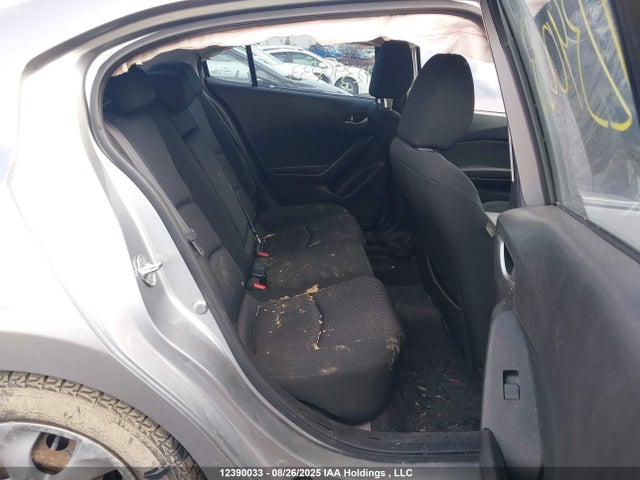 3MZBM1V7XFM178879 Mazda pe