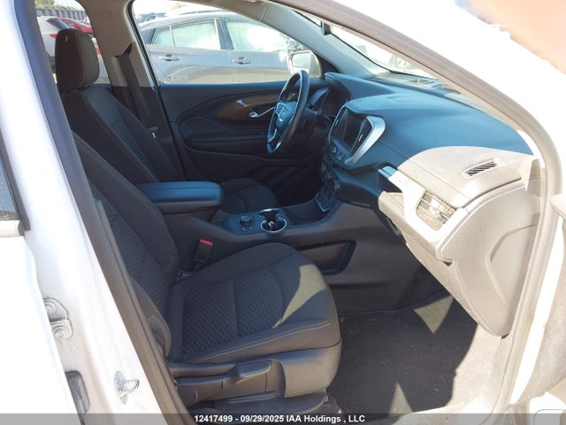 3GKALMEV8LL256843 GMC lyx