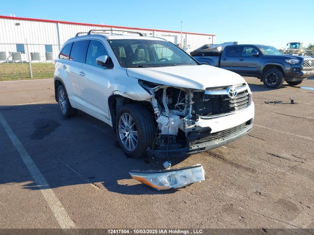 Toyota 2gr-fe 2014 5TDJKRFH6ES037137 Image 20