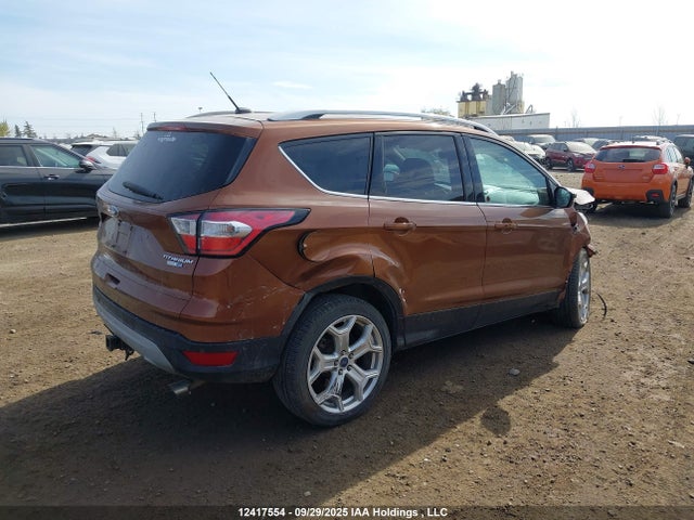 1FMCU9J9XHUD98109 Ford Escape