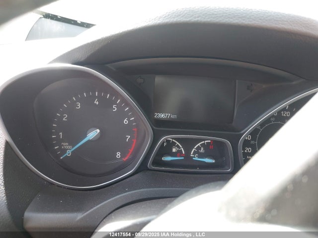 1FMCU9J9XHUD98109 Ford Escape