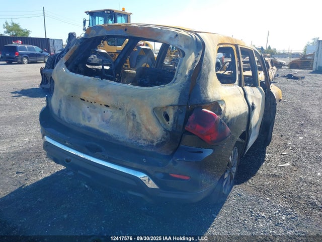 Nissan 2019 2019 5N1DR2MM3KC584438 Image 4