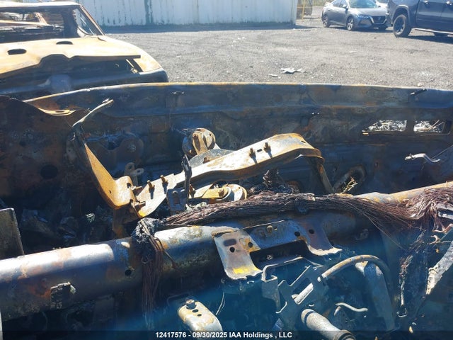 Nissan 2019 2019 5N1DR2MM3KC584438 Image 7