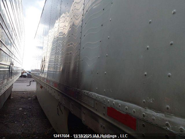 5V8VA5322GM603366 Vanguard National Trailer 53&#039; Reefer Unit