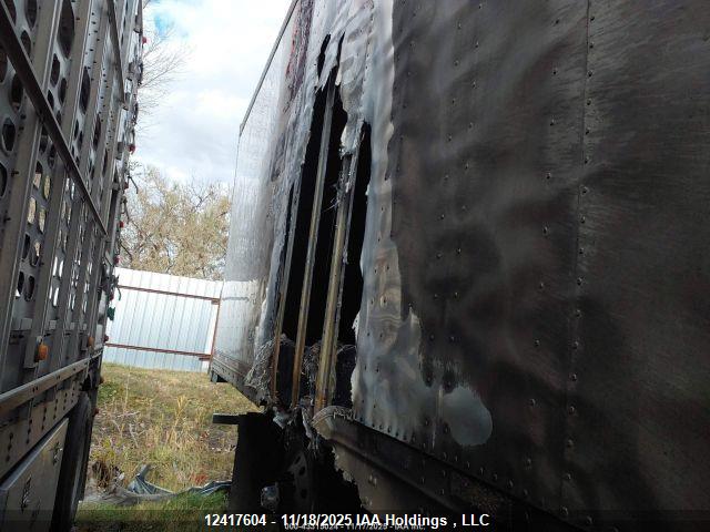5V8VA5322GM603366 Vanguard National Trailer 53&#039; Reefer Unit