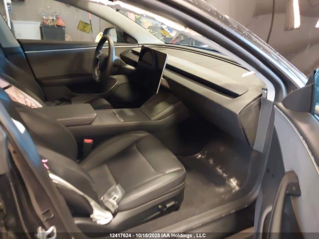 Tesla MODEL 3 2025 5YJ3E1EA2SF897199 Image 5