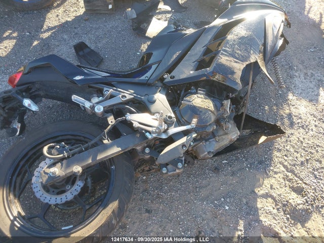 Kawasaki Ninja 300 2014 JKAEX8A17EA003495 Image 9