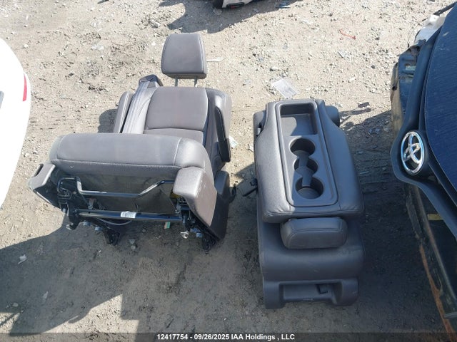 Honda j35y7 2018 5FNRL6H69JB511283 Image 12