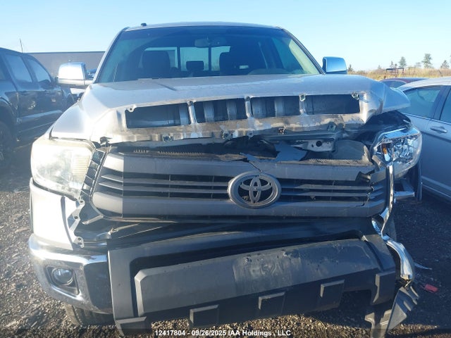 5TFUY5F18FX423660 Toyota Tundra Sr 5.7l V8