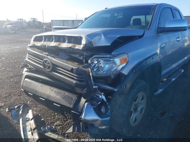 5TFUY5F18FX423660 Toyota Tundra Sr 5.7l V8