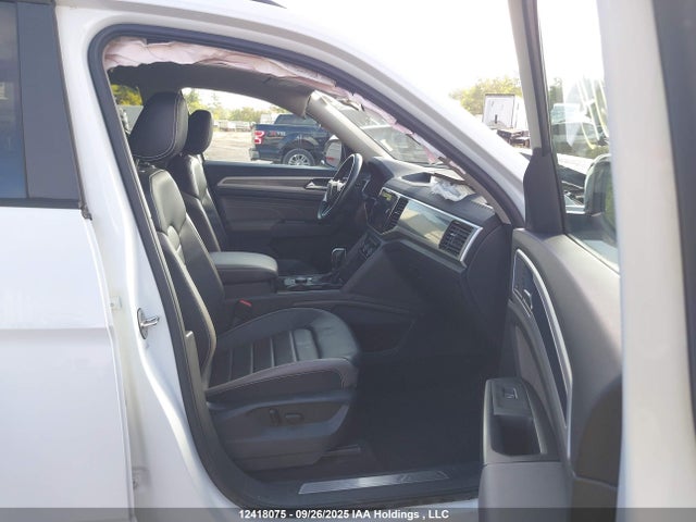 12418075 :رقم المزاد ، 1V2SR2CA5PC502699 vin ، 2023 Volkswagen Atlas Sel R-line مزاد بيع