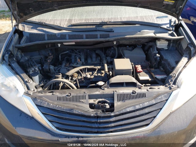Toyota 2gr-fks 2017 5TDJZ3DC6HS157976 Image 10