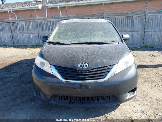 Toyota 2gr-fks 2017 5TDJZ3DC6HS157976 Image 12