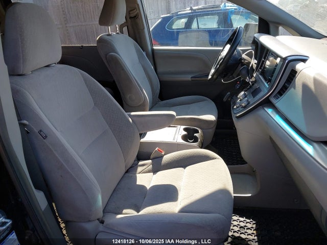 Toyota 2gr-fks 2017 5TDJZ3DC6HS157976 Image 5