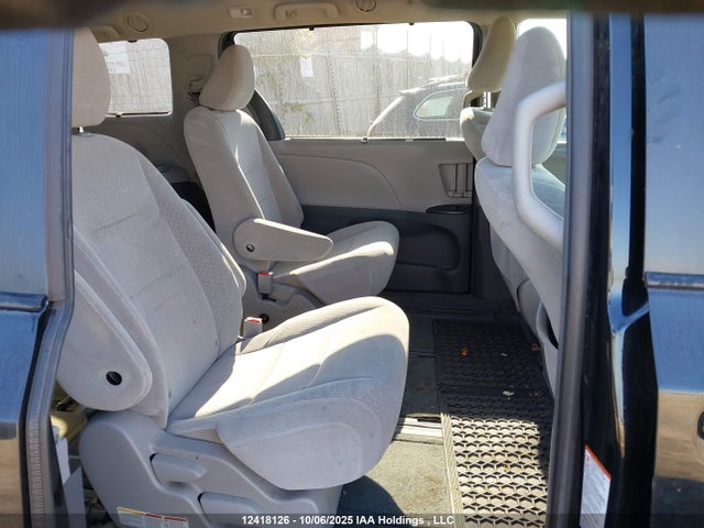 Toyota 2gr-fks 2017 5TDJZ3DC6HS157976 Image 8