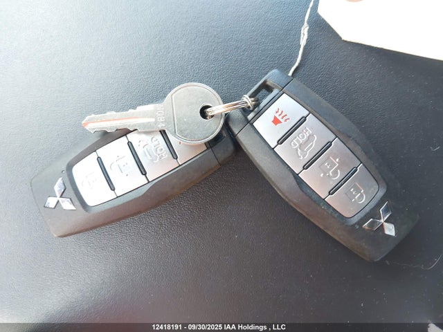 JA4J4UA81PZ604547 Mitsubishi Outlander