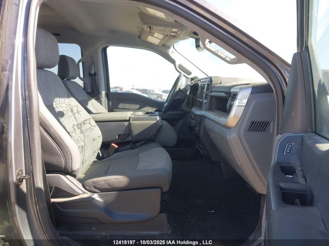 1FT8W3BT4PED13320 Ford 2023