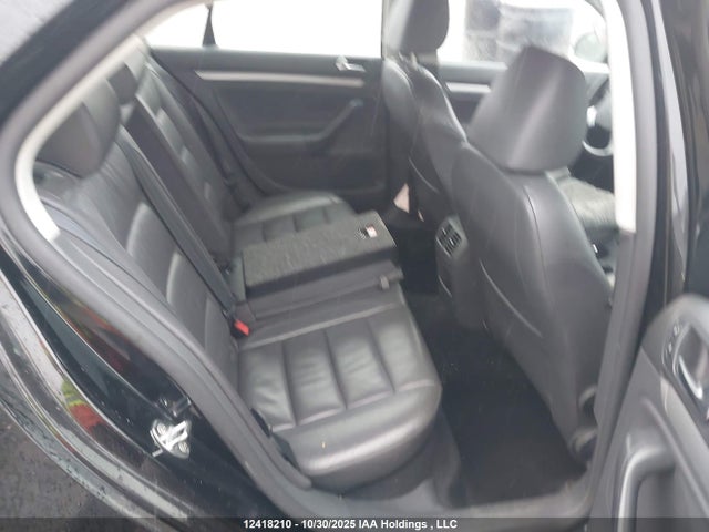 Продажа на аукционе авто 2009 Volkswagen Jetta 2.5l Highline, vin: 3VWRM71K99M080099, номер лота: 12418210