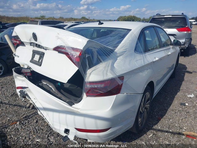 3VWG57BU6MM075925 Volkswagen tsi