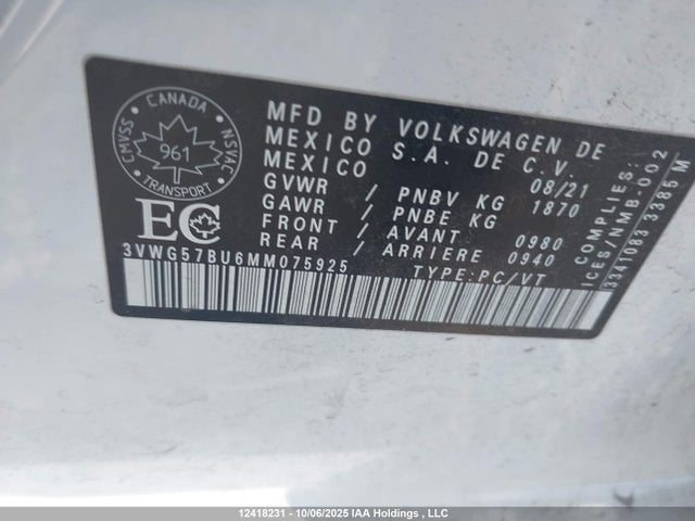 3VWG57BU6MM075925 Volkswagen tsi