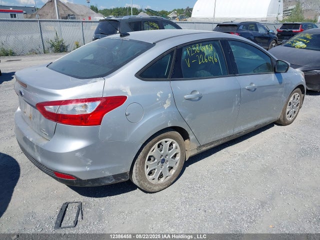 Ford 2014 2014 1FADP3F28EL226046 Image 4