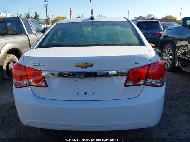 Chevrolet LUV 2015 1G1PC5SB7F7181284 Image 16