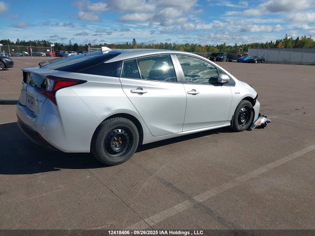 JTDKAMFU2N3185617 Toyota Prius