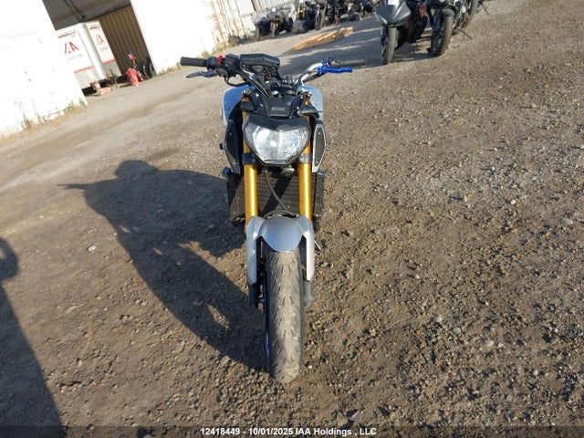 Yamaha FZ09 2015 JYARN33N8FA000991 Image 5