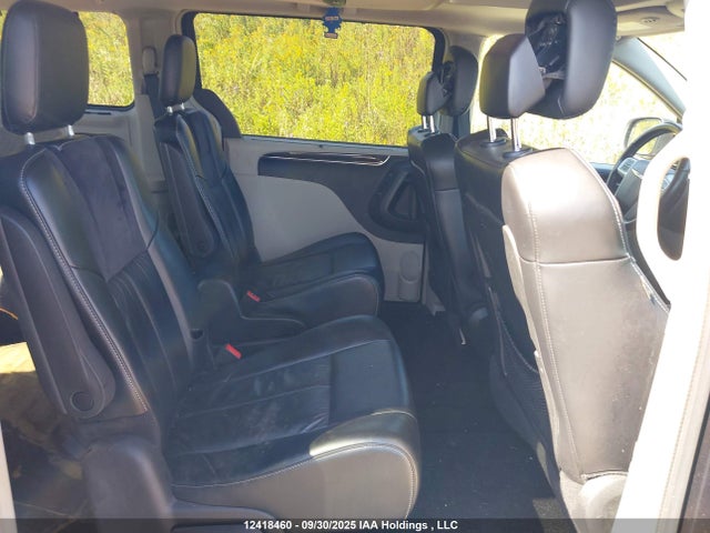 2C4RC1GG7FR751182 Chrysler Town and Country