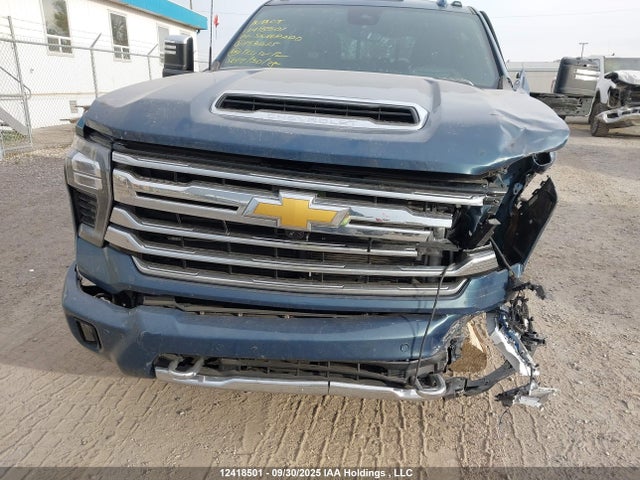 2GC4YVEY3R1153625 Chevrolet l5p