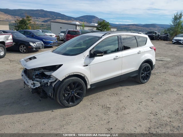 1FMCU9J91KUB71351 Ford Escape