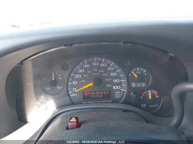 Auction sale of the 2000 Chevrolet Express G1500, vin: 1GBFG15R4Y1176613, lot number: 12418532