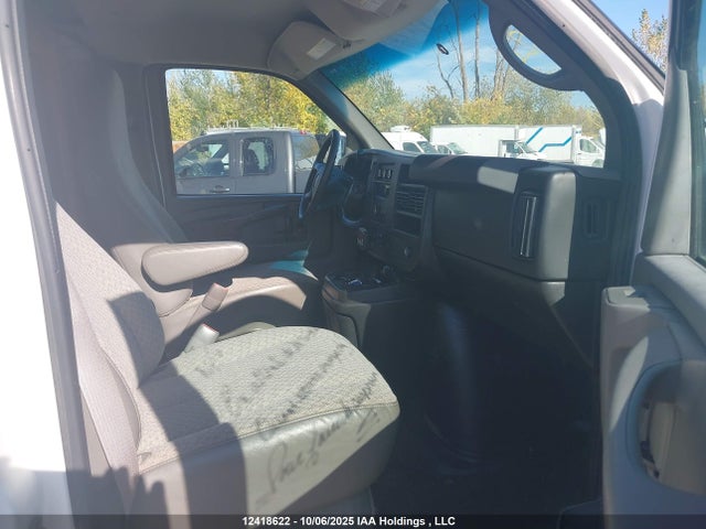 1GTZ7UCA8E1156710 GMC Savana 3500 1wt