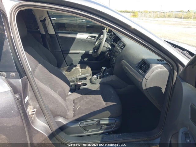 3VW2B7AJ7HM248531 Volkswagen 1.4 tsi