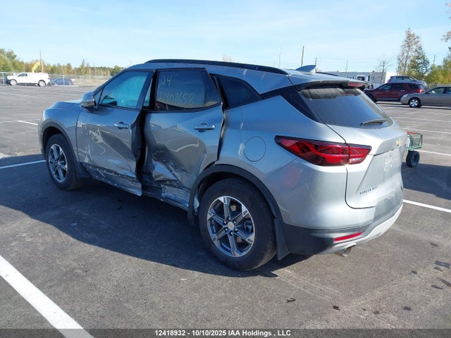 3GNKBJRS8RS141604 Chevrolet lgx