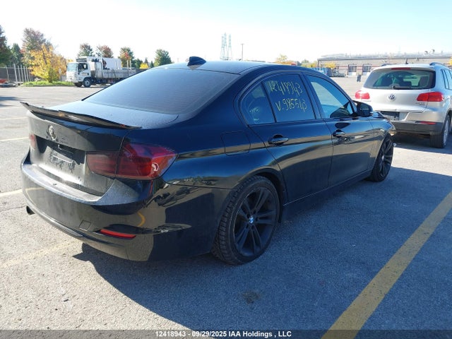 BMW 320i 2014 WBA3C3C59EF985543 Image 4