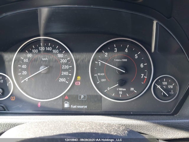 BMW 320i 2014 WBA3C3C59EF985543 Image 7
