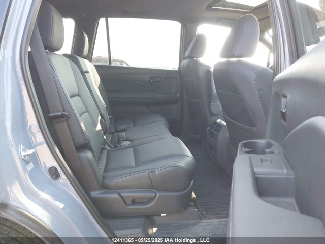 Honda j35y6 2022 5FNYF8H90NB501823 Image 8