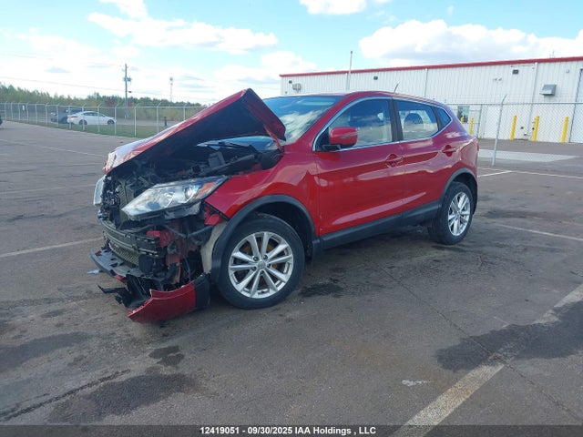 JN1BJ1CR9JW291718 Nissan ROGUE SPORT