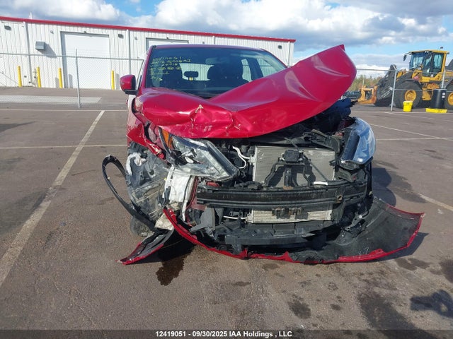 JN1BJ1CR9JW291718 Nissan ROGUE SPORT