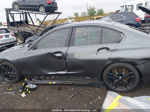 3MW5R7J09M8B53052 BMW 330I