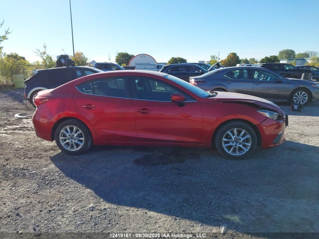 3MZBM1V78FM209515 Mazda pe