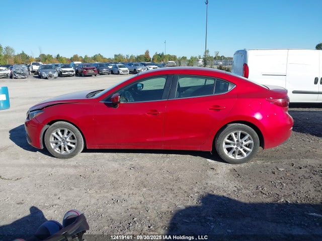 3MZBM1V78FM209515 Mazda pe