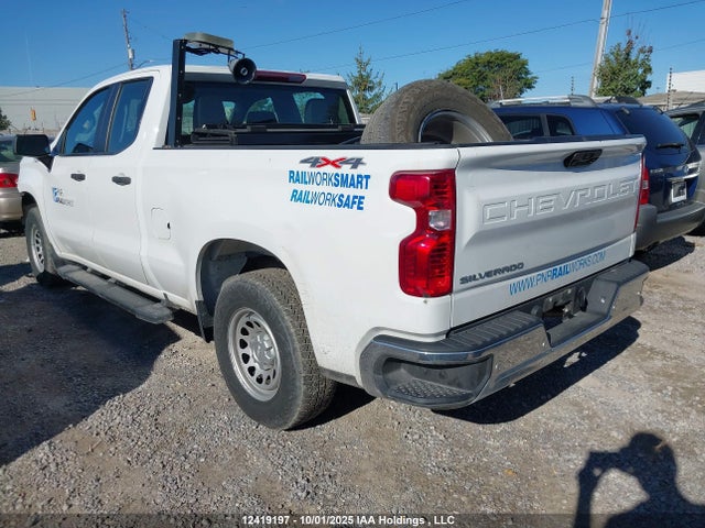 1GCRDAEDXNZ581605 Chevrolet Silverado 1500 Work Truck