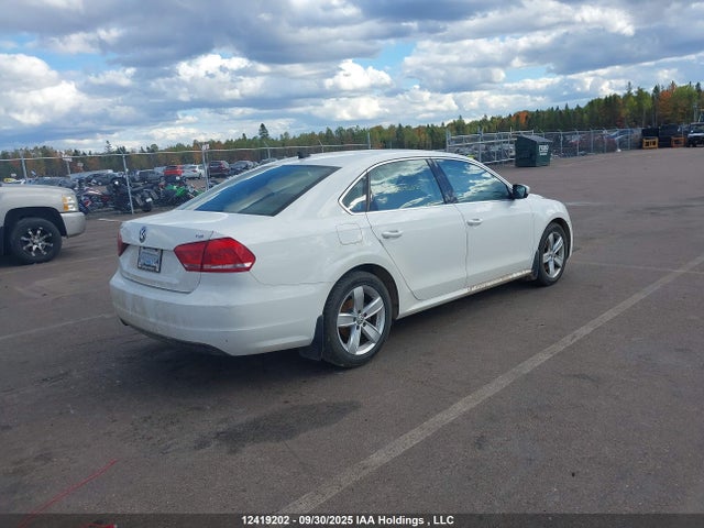 Volkswagen Passat 2015 1VWBS7A35FC100443 Image 4