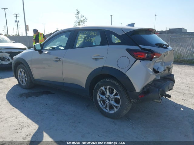 JM1DKFC77N1601382 Mazda pe