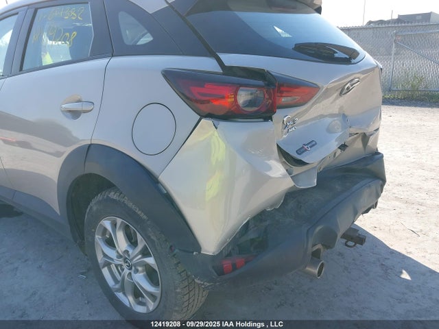 JM1DKFC77N1601382 Mazda pe