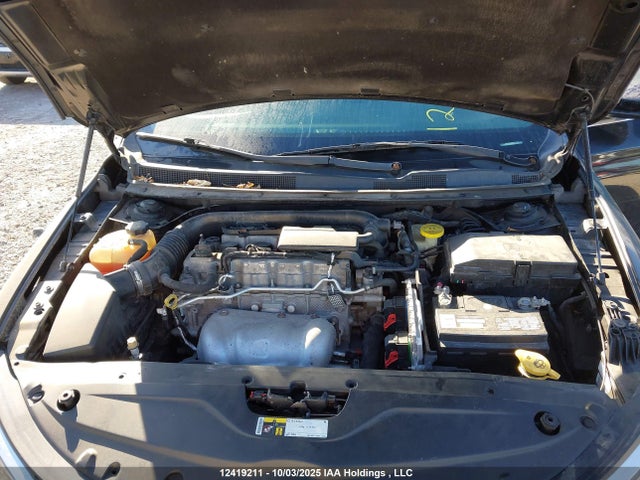 Chrysler 200 2015 1C3CCCAB5FN510673 Image 10