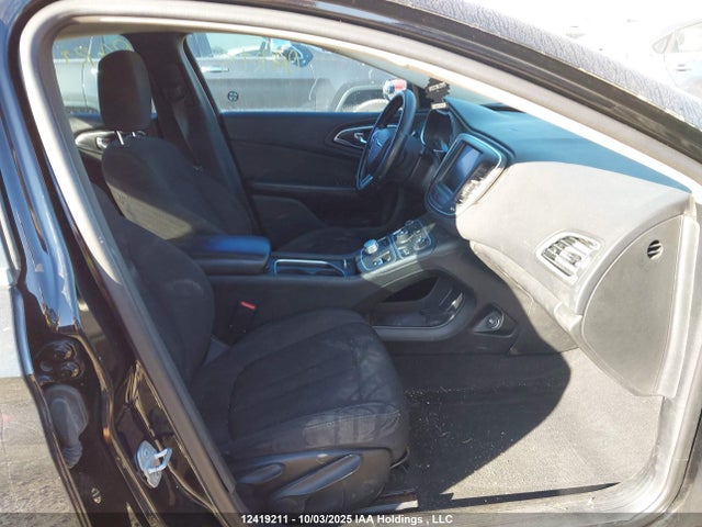 Chrysler 200 2015 1C3CCCAB5FN510673 Image 5